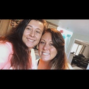 Meet your Posher, Charra